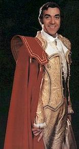 Luis Mariano en costume de sc�ne