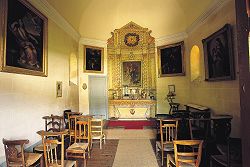 The 17th century chapel.