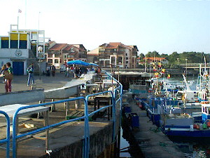 capbreton open air fish market
