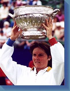 Nathalie Tauziat avec coupe