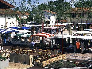 Open air market in Hossegor