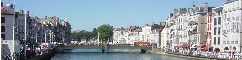 Bayonne centre by the Nive river side during the fetes