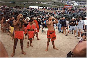 Hawaiian ceremony at the Biarritz Surf festival