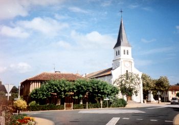 azur village in the landes
