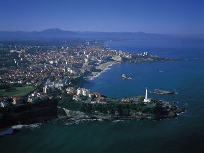 Biarritz aerial view /&copy CDT64
