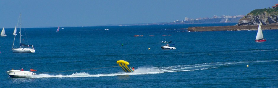 bou&eacute;e tract&eacute;e baie de St Jean de luz/&copy OT St Jean de Luz