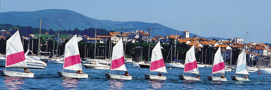 Sailing in Hendaye/&copy Ph.Laplace CDT64