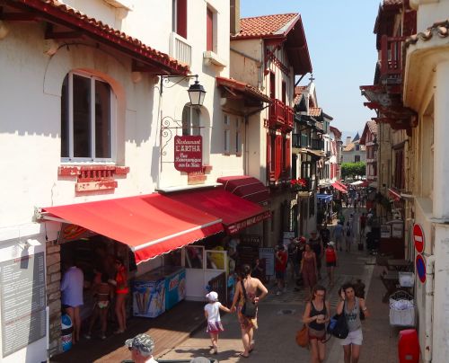 pedestrian street St Jean de Luz