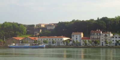 the citadel overlooking the Adour
