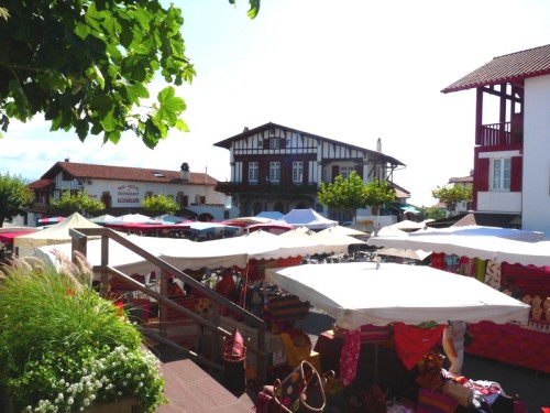 Markets in Bidart/&copy OT Bidart