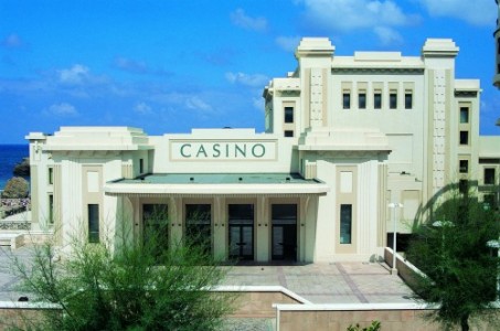 l'esplanade du casino de Biarritz/&copy OT Biarritz