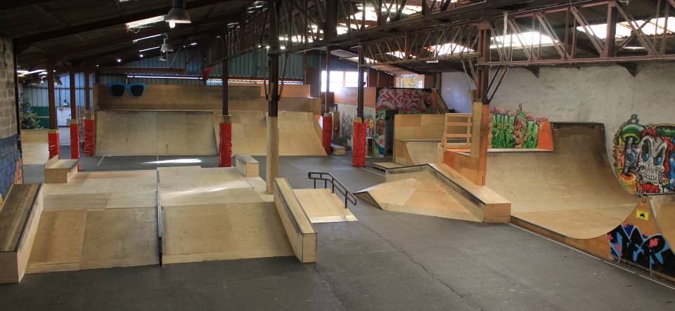 skate park ramps