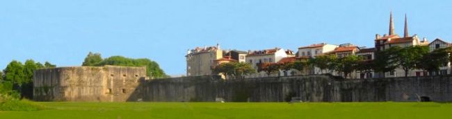 Les remparts à Bayonne