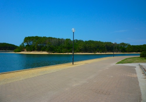 photo Port d'Albret salt water lake